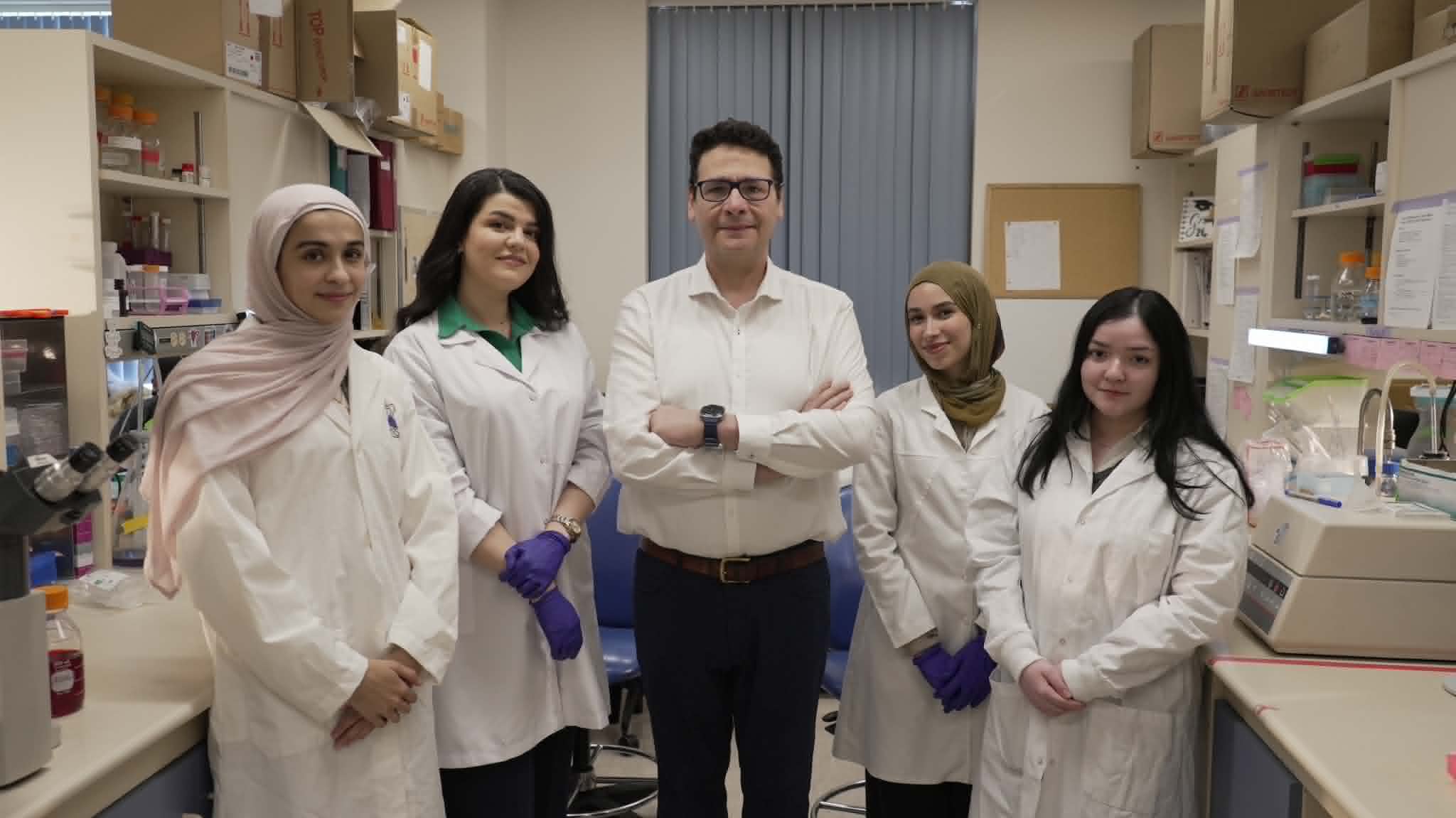 Current members of the Ismail Lab at the Cross Cancer Institute